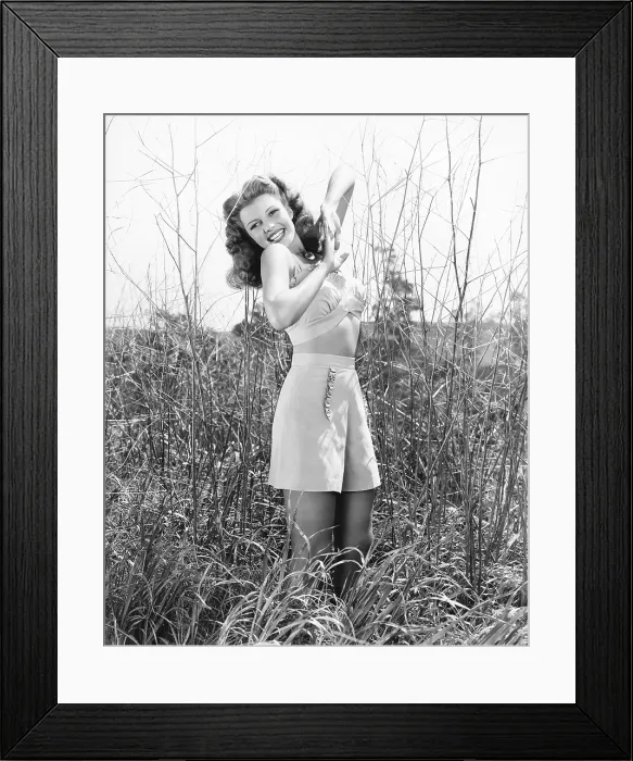 Framed Print : Rita Hayworth, Columbia portrait, 1944-1945 Framed Print : Rita Hayworth, Columbia portrait, 1944-1945