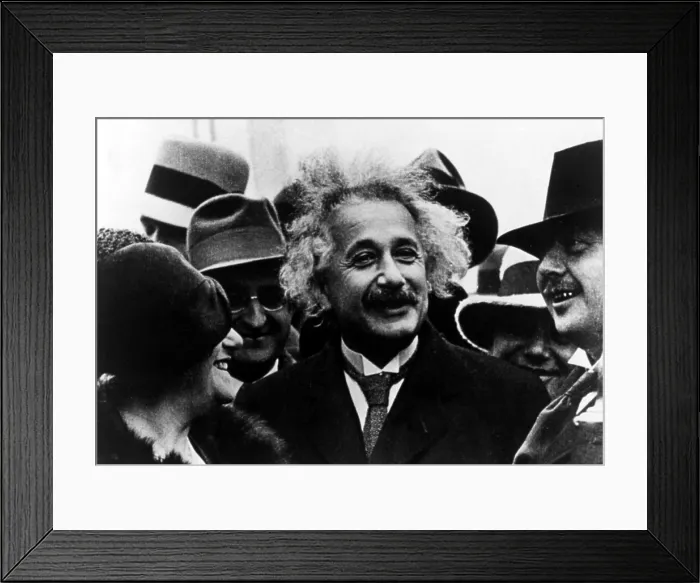 Framed Print : Albert Einstein & wife Elsa during a visit to America in the 1920's. Courtesy: CSU Archives  /  Everett Collection