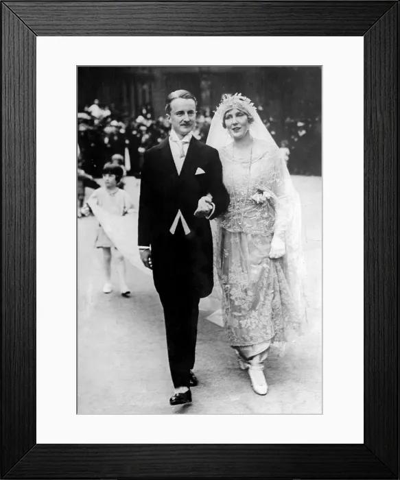 Framed Print : Alfred Duff Cooper and his bride, Lady Diana Manners, 1919.Courtesy: CSU Archives / Everett Collection