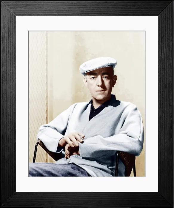 Framed Print : A MAJORITY OF ONE, Alec Guinness, 1961 Framed Print : A MAJORITY OF ONE, Alec Guinness, 1961