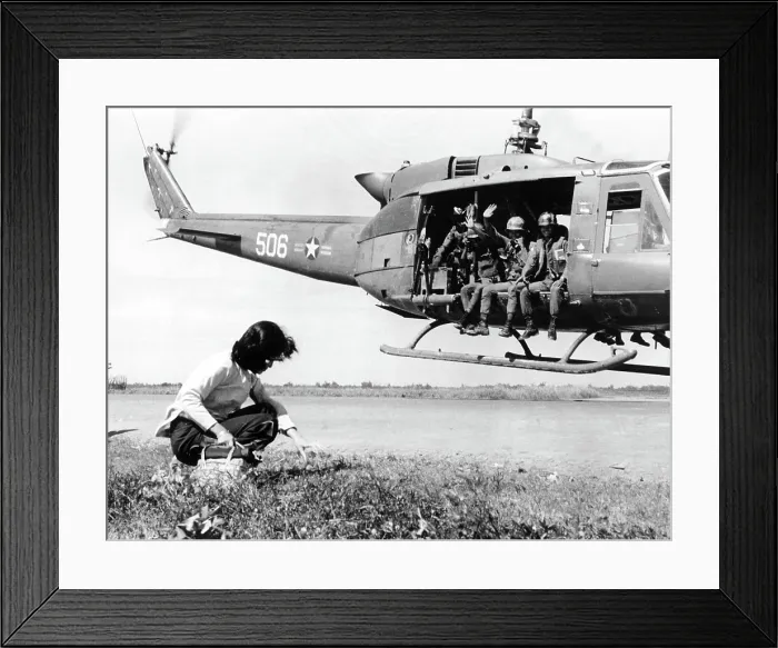 Framed Print : Vietnam War, South Vietnamese soldiers from the 9th ARVN Division wave as they depart the village of Cai Be, Vietnam, 12 / 04 / 72. Courtesy: CSU Archives  /  Everett Collection