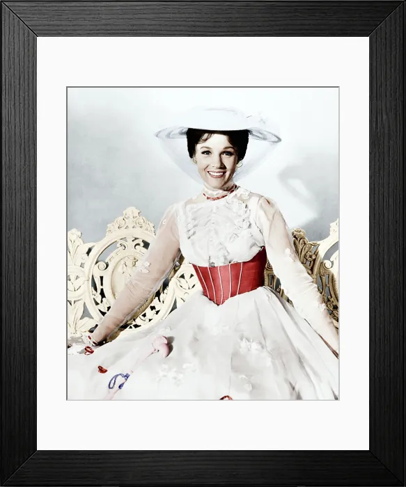 Framed Print : MARY POPPINS, Julie Andrews, 1964