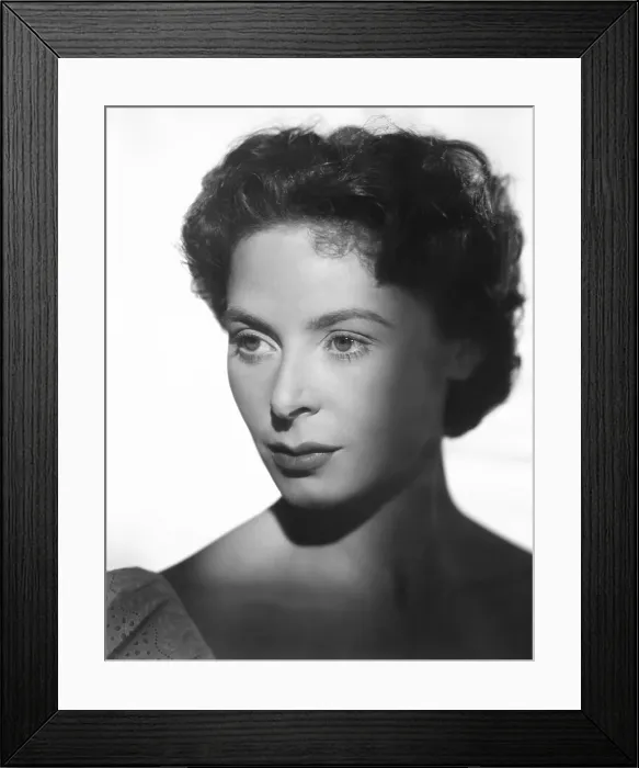 Framed Print : THE ADVENTURERS, (aka FORTUNE IN DIAMONDS), Siobhan McKenna, 1951