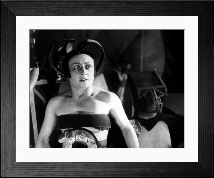 Framed Print : AELITA: QUEEN OF MARS, Yuliya Solntseva, 1924 Framed Print : AELITA: QUEEN OF MARS, Yuliya Solntseva, 1924