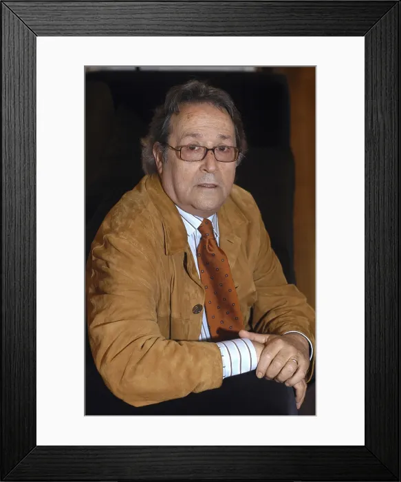 Framed Print : SALADRIGASRobert (1940). Writer. 2005. Oscar Elias / AISA / Everett Collection (184408)**US SALES ONLY**