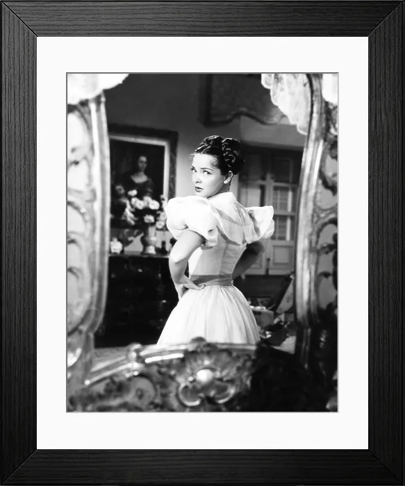 Framed Print : THE KISSING BANDIT, Kathryn Grayson, 1948