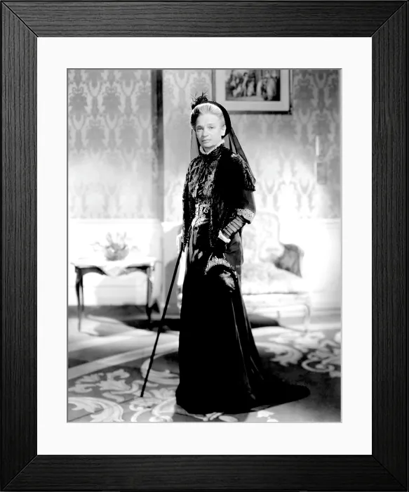 Framed Print : DODSWORTH, Maria Ouspenskaya, 1936