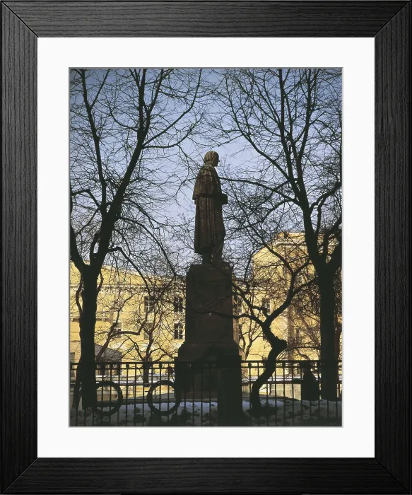 Framed Print : GOGOL, Nikolai Vasilievich (1809-1852). Monument to Gogol. Sculpture on rock. RUSSIA. MOSCOW. Moscow. AISA / Everett Collection**US SALES ONLY**