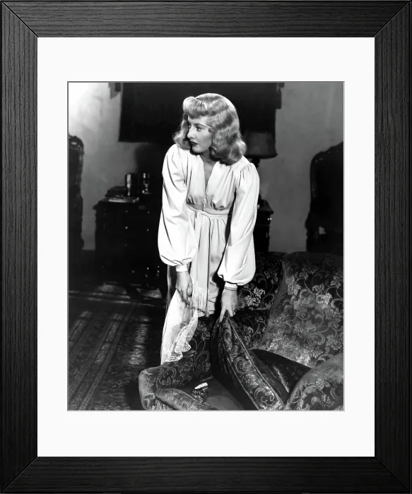 Framed Print : DOUBLE INDEMNITY, Barbara Stanwyck, 1944 Framed Print : DOUBLE INDEMNITY, Barbara Stanwyck, 1944