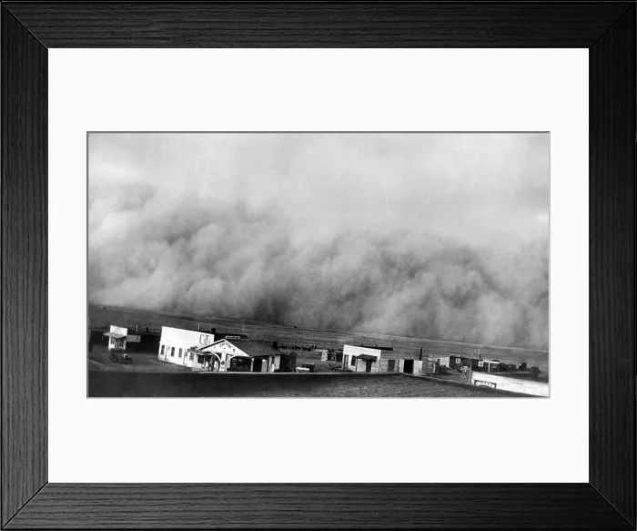 Framed Print : A dust storm hits Springfield, Colorado, 1936. Courtesy: CSU Archives / Everett Collection