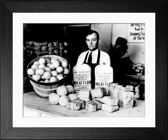 Framed Print : Great Depression: food to relieve famine bought and redistributed by the FSCC (Federal Surplus Commodities Corporation). 1938. Courtesy: CSU Archives / Everett Collection Framed Print : Great Depression: food to relieve famine bought and redistributed by the FSCC (Federal Surplus Commodities Corporation). 1938. Courtesy: CSU Archives / Everett Collection