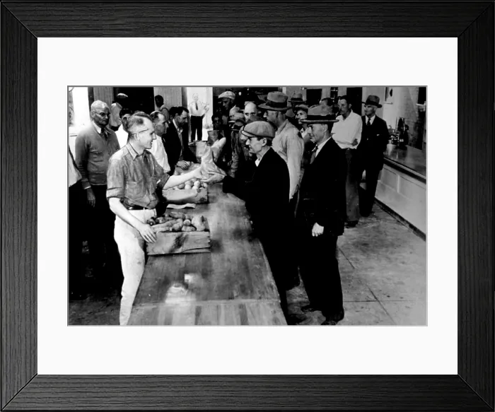Framed Print : LA County Relief Agency gives out food during the Great Depression, 1930s. Courtesy: CSU Archives / Everett Collection Framed Print : LA County Relief Agency gives out food during the Great Depression, 1930s. Courtesy: CSU Archives / Everett Collection