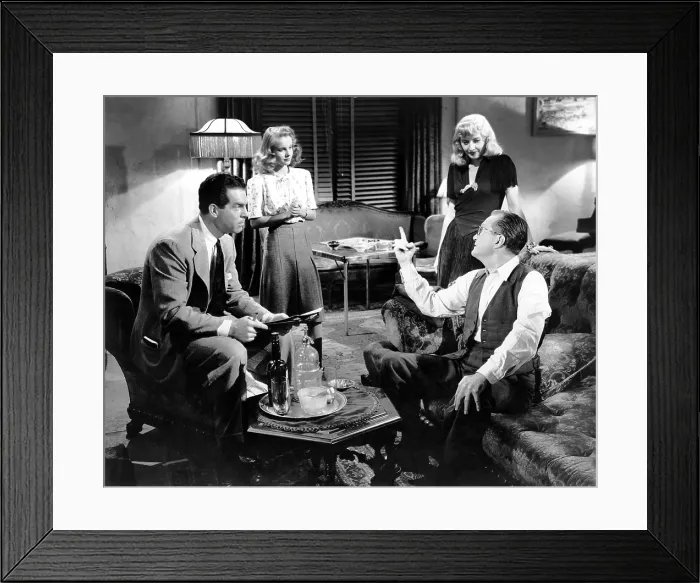 Framed Print : DOUBLE INDEMNITY, Fred MacMurray, Jean Heather, Barbara Stanwyck, Tom Powers, 1944