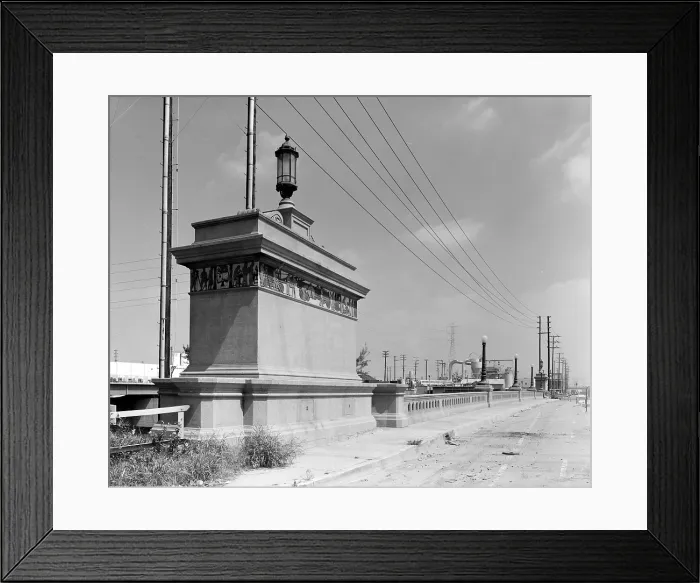 Framed Print : Los Angeles, detail of Washington Boulevard Bridge, California, photograph circa late 1970s