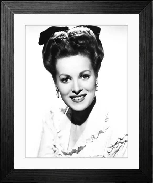 Framed Print : BUFFALO BILL, Maureen O'Hara, 1944, TM & Copyright 20th Century Fox Film Corp. / courtesy Everett Collection