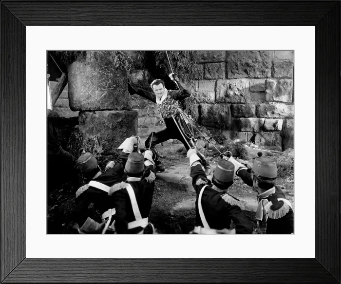 Framed Print : DON Q SON OF ZORRO, Douglas Fairbanks, 1925 Framed Print : DON Q SON OF ZORRO, Douglas Fairbanks, 1925