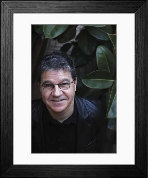 Framed Print : CABALLEROJos Luis. Writer. 2005. Oscar Elias / AISA / Everett Collection (184472)**US SALES ONLY**