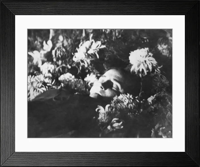 Framed Print : Nadezhda Alliluyeva, 2nd wife of Josef Stalin in her coffin, Nov. 9, 1932. The official cause of her death was appendicitis
