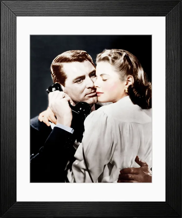 Framed Print : NOTORIOUS, from left: Cary Grant, Ingrid Bergman, 1946