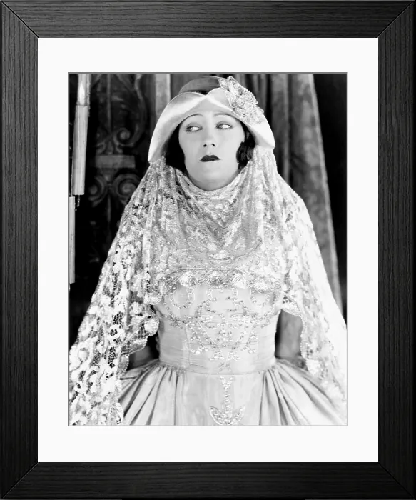 Framed Print : FINE MANNERS, Gloria Swanson, 1926
