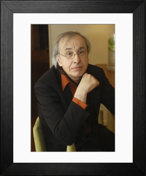 Framed Print : MILOVANOFFJean-Pierre (1940). Writer. 2005. Oscar Elias / AISA / Everett Collection (184503)**US SALES ONLY**