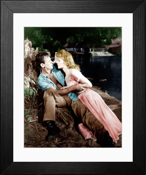 Framed Print : PICNIC, from left: William Holden, Kim Novak, 1955 Framed Print : PICNIC, from left: William Holden, Kim Novak, 1955