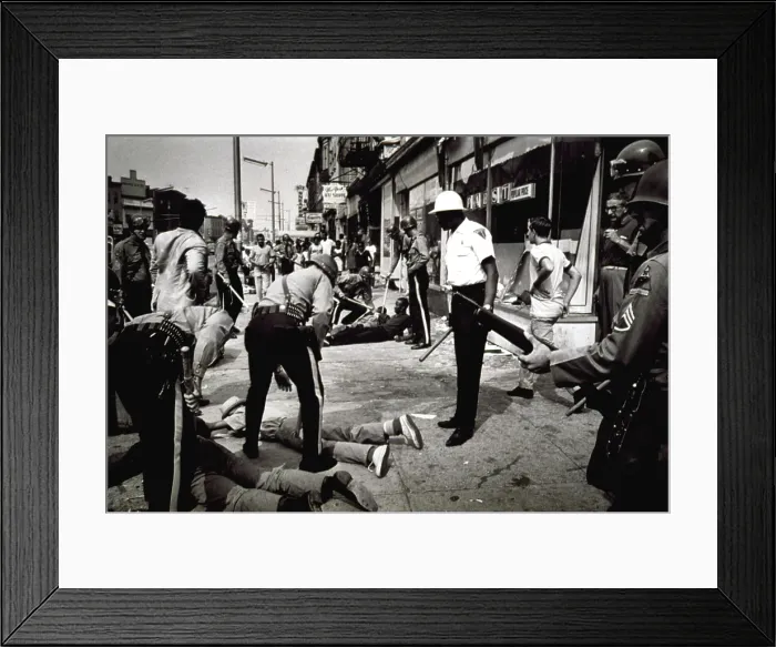 Framed Print : Newark, New Jersey, during the racial riots in 1967. Courtesy: CSU Archives  /  Everett Collection