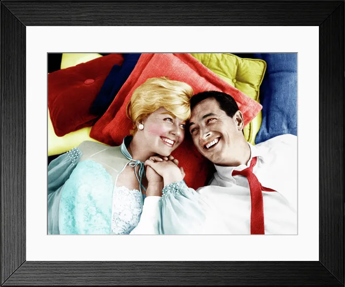 Framed Print : PILLOW TALK, from left: Doris Day, Rock Hudson, 1959 Framed Print : PILLOW TALK, from left: Doris Day, Rock Hudson, 1959