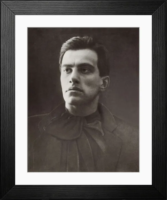 Framed Print : MAYAKOVSKI, Vladimir Vladimirovic (1893-1930). AISA / Everett Collection**US SALES ONLY** Framed Print : MAYAKOVSKI, Vladimir Vladimirovic (1893-1930). AISA / Everett Collection**US SALES ONLY**