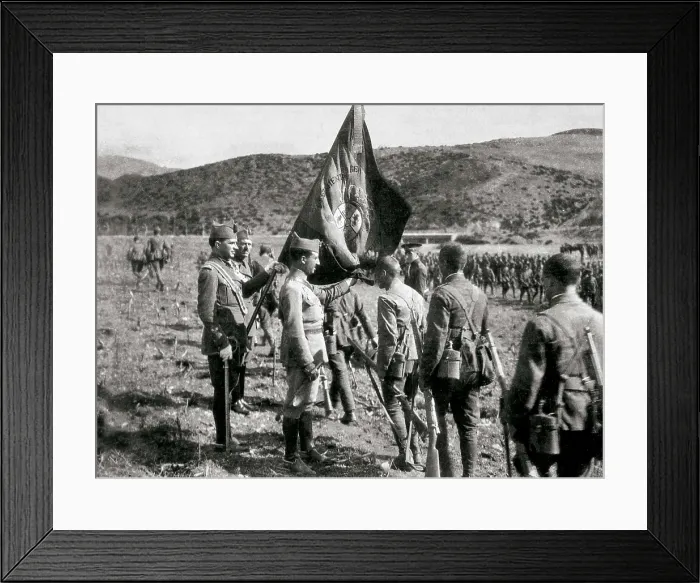 Framed Print : Spain. First swearing in allegiance to the flag of the Legion. Lieutenant Colonel Milln Astray and Major Francisco Franco next to the flag of the Infantry regiment No