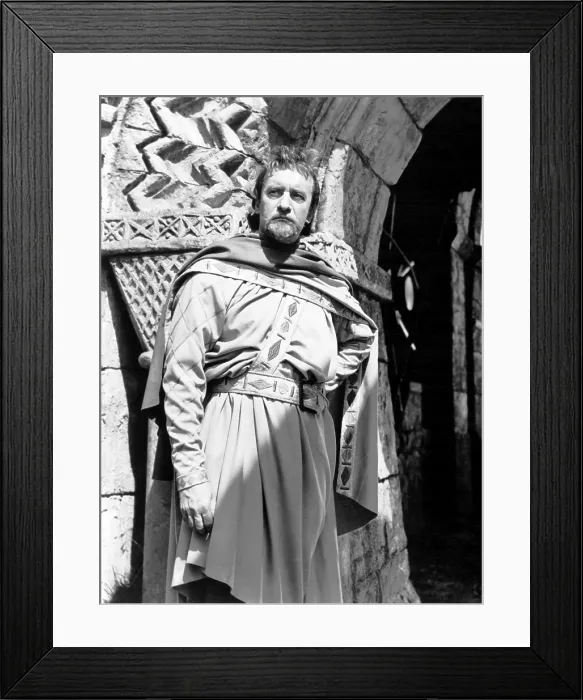 Framed Print : IVANHOE, George Sanders, 1952 Framed Print : IVANHOE, George Sanders, 1952