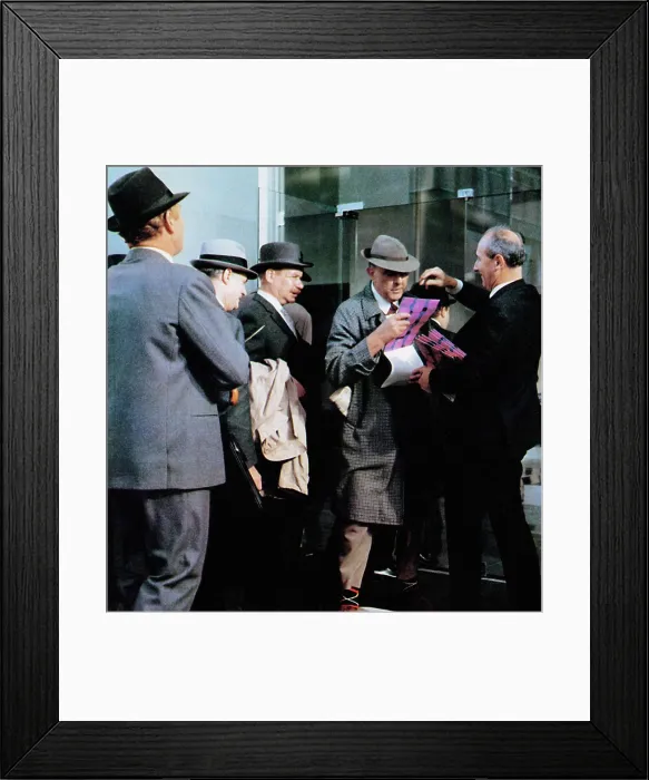 Framed Print : PLAYTIME, Jacques Tati (examining), 1967