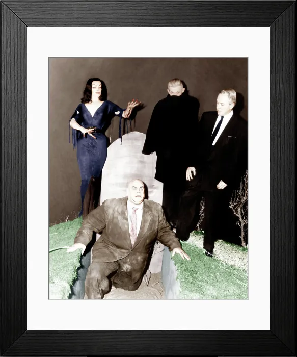 Framed Print : PLAN 9 FROM OUTER SPACE, from left: Vampira, (Maila Nurmi), Tor Johnson (in grave), Dr. Tom Mason (Bela Lugosi's double), Criswell, 1959 Framed Print : PLAN 9 FROM OUTER SPACE, from left: Vampira, (Maila Nurmi), Tor Johnson (in grave), Dr. Tom Mason (Bela Lugosi's double), Criswell, 1959