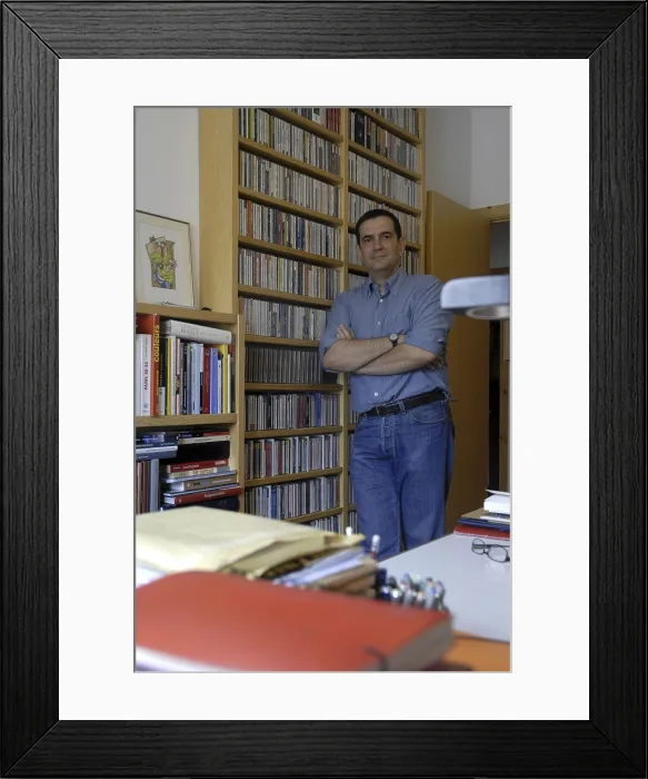 Framed Print : MARQUEZEduard (1960). Writer. 2006. Oscar Elias / AISA / Everett Collection (184534)**US SALES ONLY**