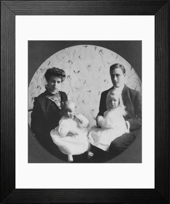 Framed Print : Franklin D. Roosevelt and young wife Eleanor with Anna and baby James in Hyde Park, New York. 1908 Framed Print : Franklin D. Roosevelt and young wife Eleanor with Anna and baby James in Hyde Park, New York. 1908