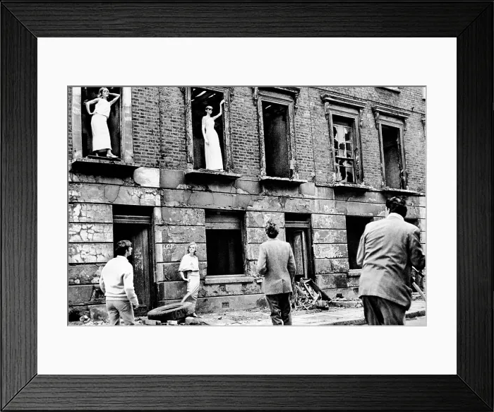 Framed Print : THE KNACK...AND HOW TO GET IT, donal Donnelly (front left), 1965