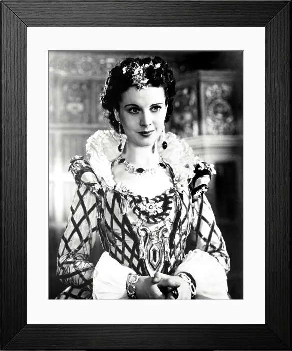 Framed Print : FIRE OVER ENGLAND, Vivien Leigh, 1937