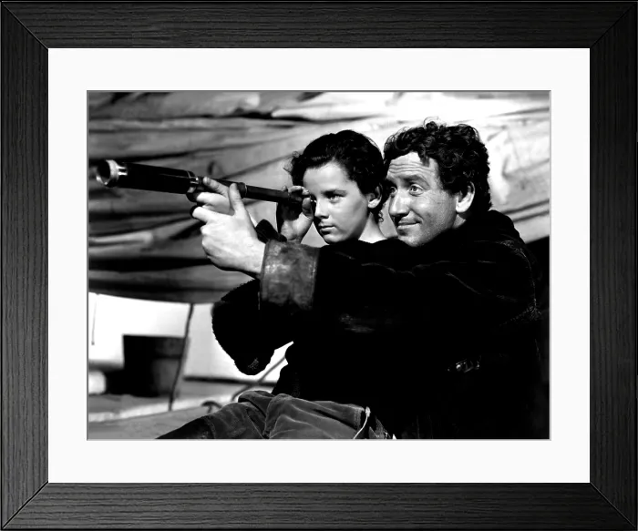 Framed Print : CAPTAINS COURAGEOUS, Freddy Bartholomew, Spencer Tracy, 1937