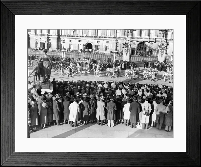 Framed Print : The Royal Coach leaving Buckingham Palace at the start of rehearsal of the Coronation, May 3, 1937, Courtesy: CSU Archives / Everett Collection Framed Print : The Royal Coach leaving Buckingham Palace at the start of rehearsal of the Coronation, May 3, 1937, Courtesy: CSU Archives / Everett Collection
