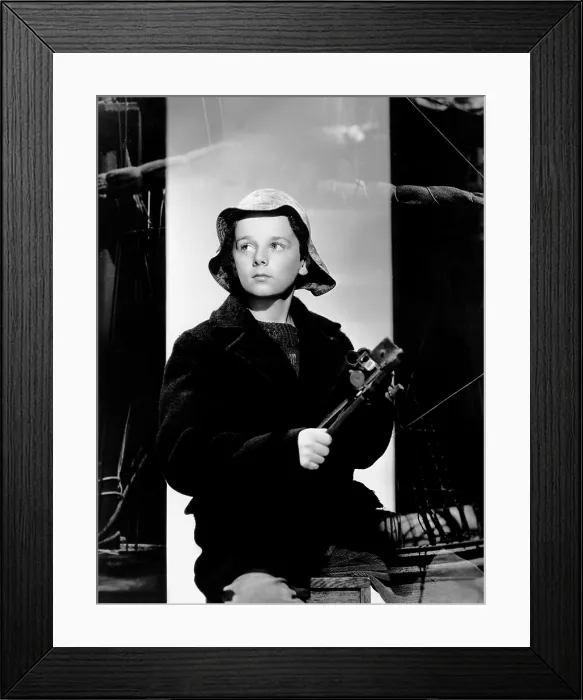 Framed Print : CAPTAINS COURAGEOUS, Freddie Bartholomew, 1937 Framed Print : CAPTAINS COURAGEOUS, Freddie Bartholomew, 1937