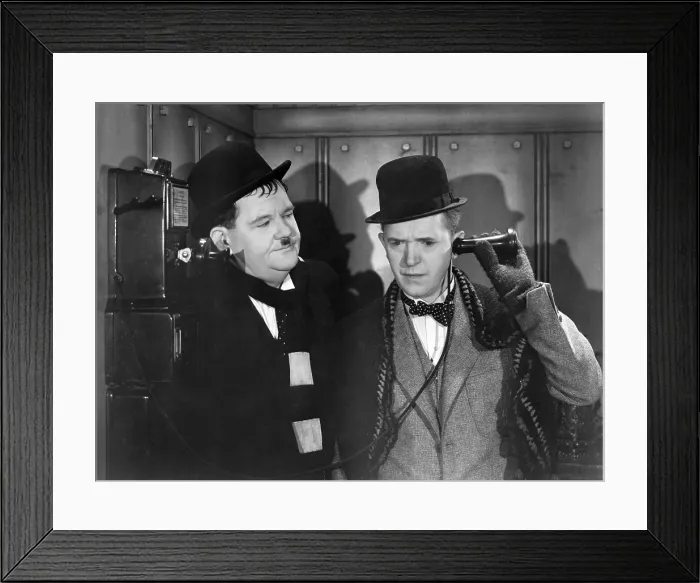 Framed Print : THE FIXER UPPERS, Oliver Hardy, Stan Laurel, 1935