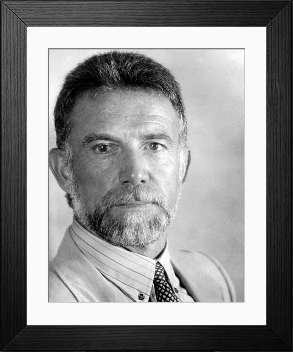 Framed Print : FIREPOWER, Anthony Franciosa, 1979, Associated Film Distributors / Courtesy Everett Collection