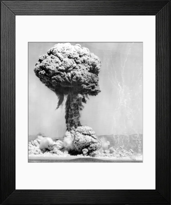 Framed Print : Atomic energy: An explosion of the H-Bomb during testing in the Marshall Islands, 1952.. Courtesy: CSU Archives / Everett Collection Framed Print : Atomic energy: An explosion of the H-Bomb during testing in the Marshall Islands, 1952.. Courtesy: CSU Archives / Everett Collection
