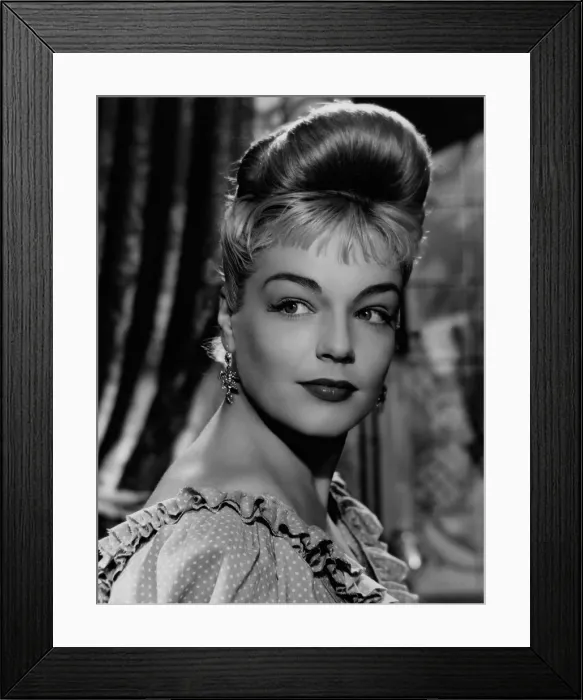 Framed Print : CASQUE D'OR, Simone Signoret, 1952