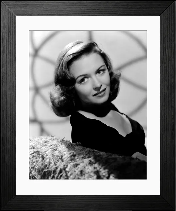 Framed Print : CALLING DR. GILLESPIE, Donna Reed, 1942 Framed Print : CALLING DR. GILLESPIE, Donna Reed, 1942
