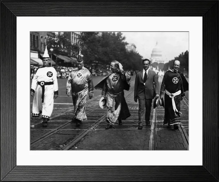 Framed Print : Imperial Wizard Hiram Wesley Evans (center), in the parade of the Ku Klux Klan, Washington D.C. 1925. Courtesy: CSU Archives / Everett Collection Framed Print : Imperial Wizard Hiram Wesley Evans (center), in the parade of the Ku Klux Klan, Washington D.C. 1925. Courtesy: CSU Archives / Everett Collection