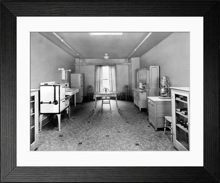 Framed Print : The first Kraft Kitchen, circa 1924. Courtesy: CSU Archives / Everett Collection Framed Print : The first Kraft Kitchen, circa 1924. Courtesy: CSU Archives / Everett Collection