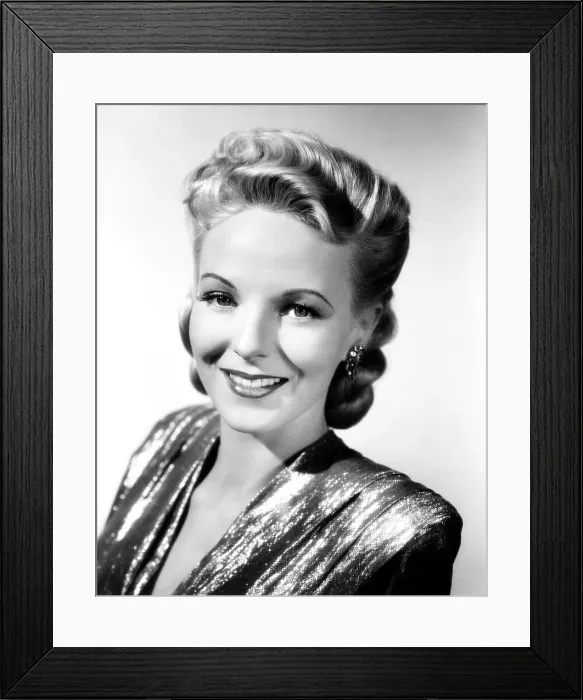 Framed Print : FLESH AND FANTASY, Anna Lee, 1943 Framed Print : FLESH AND FANTASY, Anna Lee, 1943