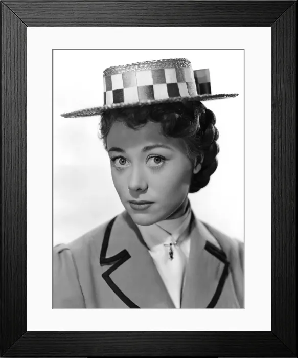 Framed Print : FLESH & BLOOD, Glynis Johns, 1951