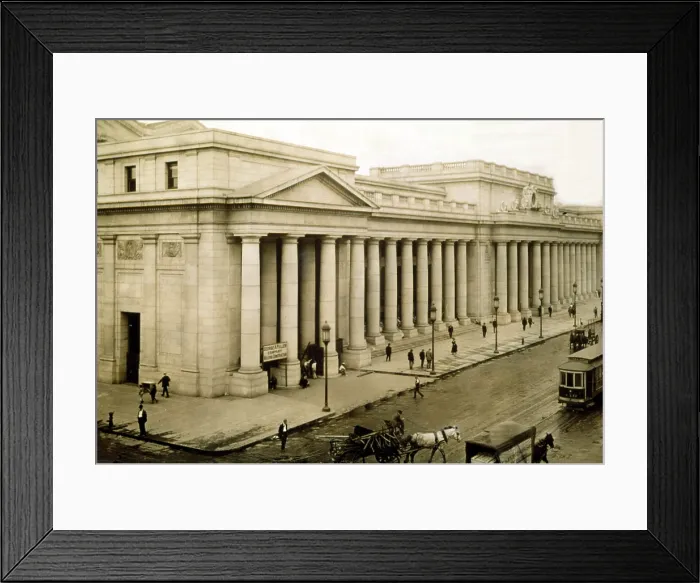 Framed Print : NEW YORK CITY, Pennsylvania Station, newly opened railroad terminal on September 8, 1910.. Courtesy: CSU Archives  /  Everett Collection